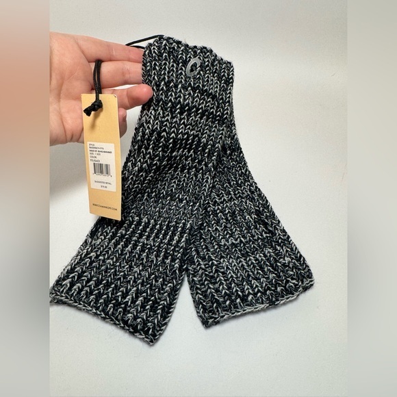Rebecca Minkoff Grey Arm Warmers Winter Fashion Accessories NWT - Picture 1 of 5